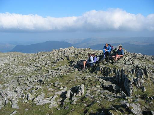 14_04-2.jpg - Blue skies over St Sunday Crag.