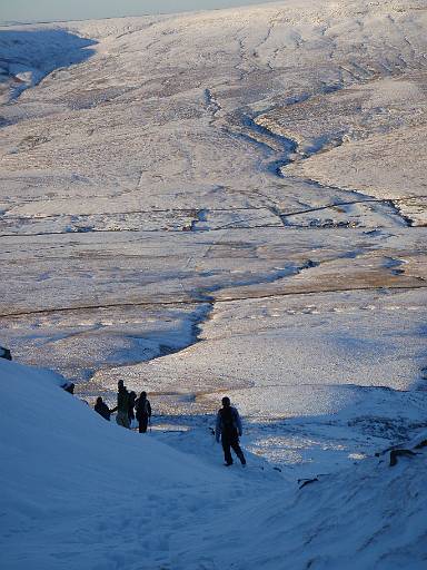 14_06-1.jpg - Descending Fountains Fell