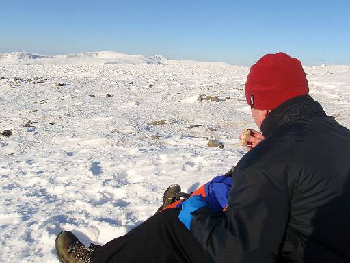 12_33-2.jpg - Lunch stop with views to Fairfield