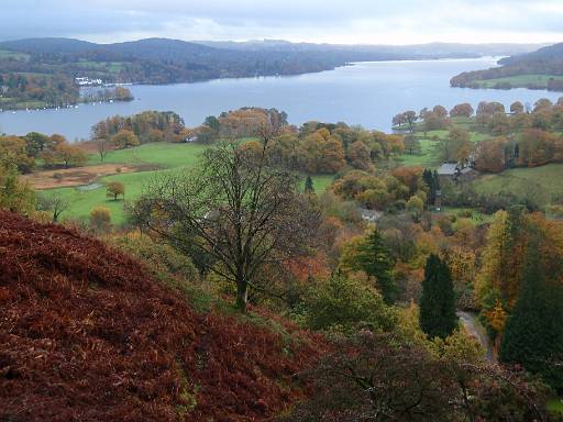 10_14-2.jpg - Windermere and Autumn colours from Loughrigg