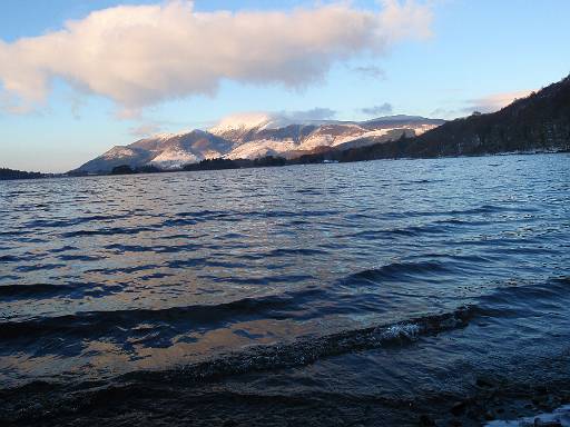 15_06-1.jpg - Skiddaw over Derwent Water