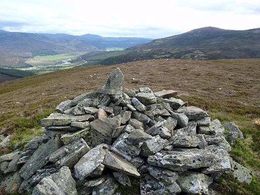 08_17-1.jpg - On Carn Mor looking to Morrone