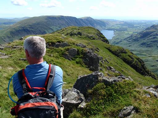 14_49-1.jpg - On Yewbarrow looking to Wast Water.