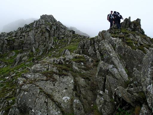 09_32-1.jpg - Some rockier scrambling now