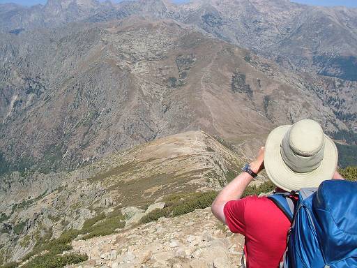 10_36-1.JPG - Descending to Refuge de l'Onda