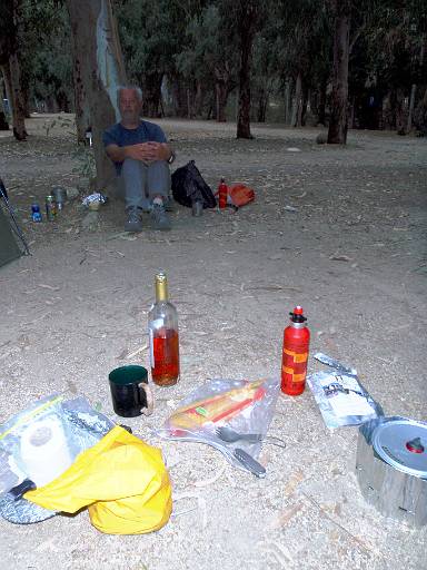 16_35-1b.jpg - Dehydrated food, pasta and a nice bottle of rose wine.