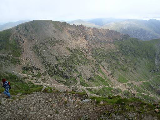 09_23-4.jpg - Carnedd Ugain and the Pyg track