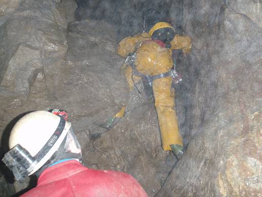 15_07-1.jpg - Scrambling in Suicide Cave