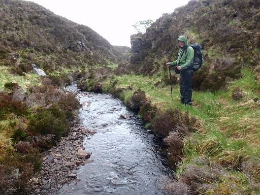 10_37-1.JPG - Tricky navigation in deep groughs South of Strathan