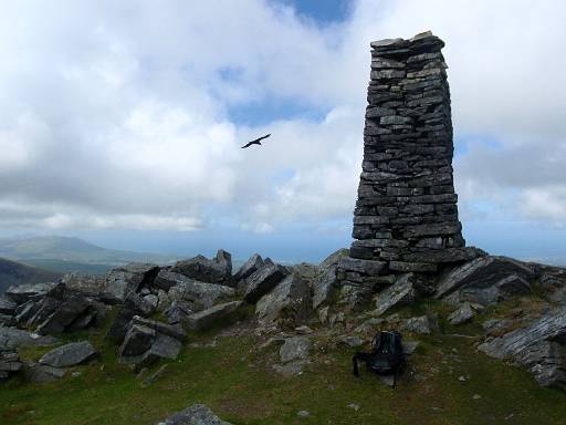 10_34-2.JPG - The obelisk on Mynydd Tal-y-mignedd