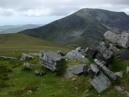 10_34-3.JPG - The ridge broadens for the climb of Craig Cwm Silyn