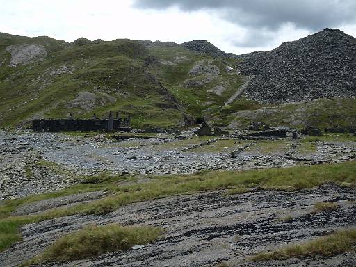 11_26-1.JPG - Ruined slate mine. My path is the obvious route up by the spoil heap.