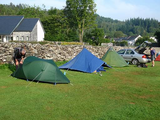 06_53-1.jpg - Tents pitched in Betws Y Coed