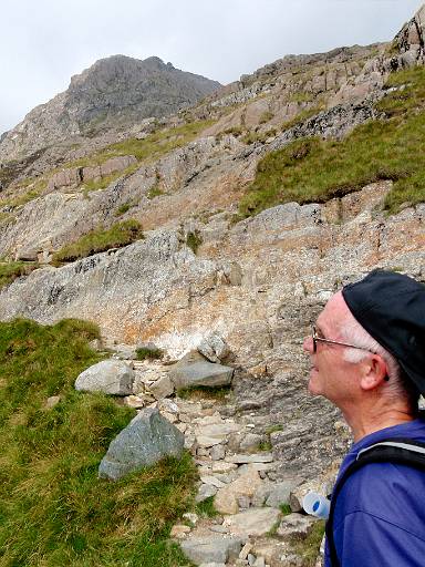 09_07-2.jpg - Starting the scramble to Crib Goch