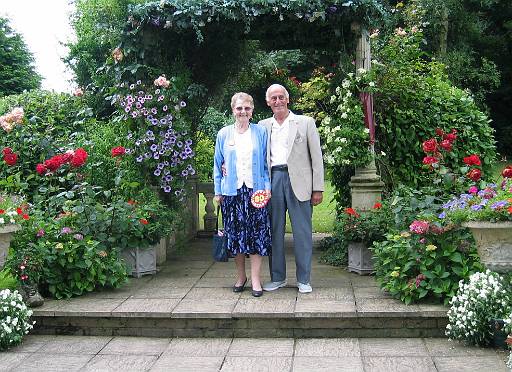 img_0162.jpg - Nanny and Grandad and flowers.